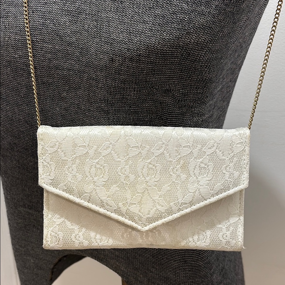 Vintage Rome Elegant Cream Lace Clutch/purse